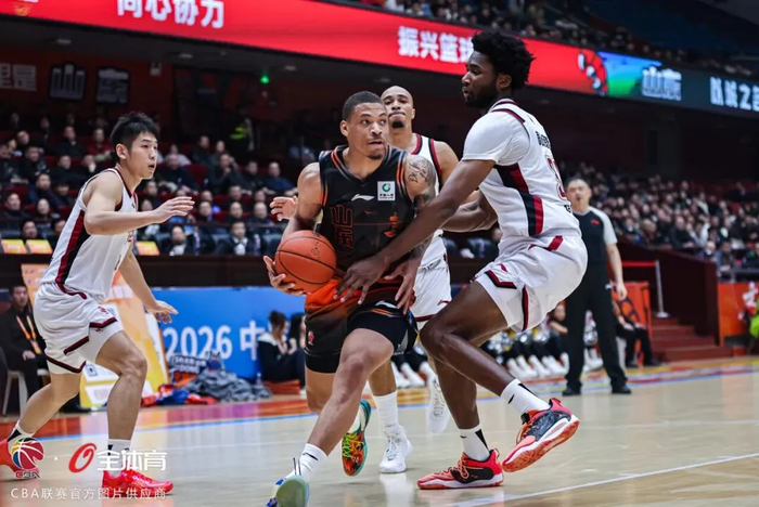 山东男篮四月硬仗迎战强敌