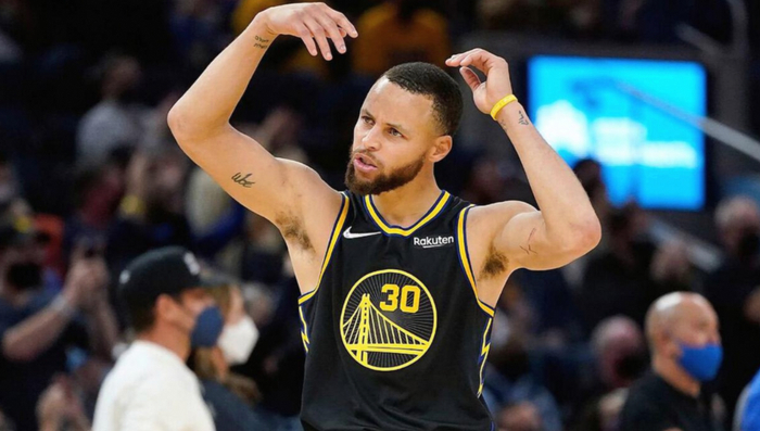 波尔津吉斯爆发助勇士三连胜 续约前景引期待