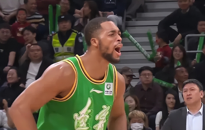 辽宁惨败浙江暴露用人困境 战术决策成胜负关键