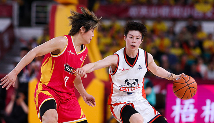 李缘总决赛G5两记三分锁定胜局 获得MVP